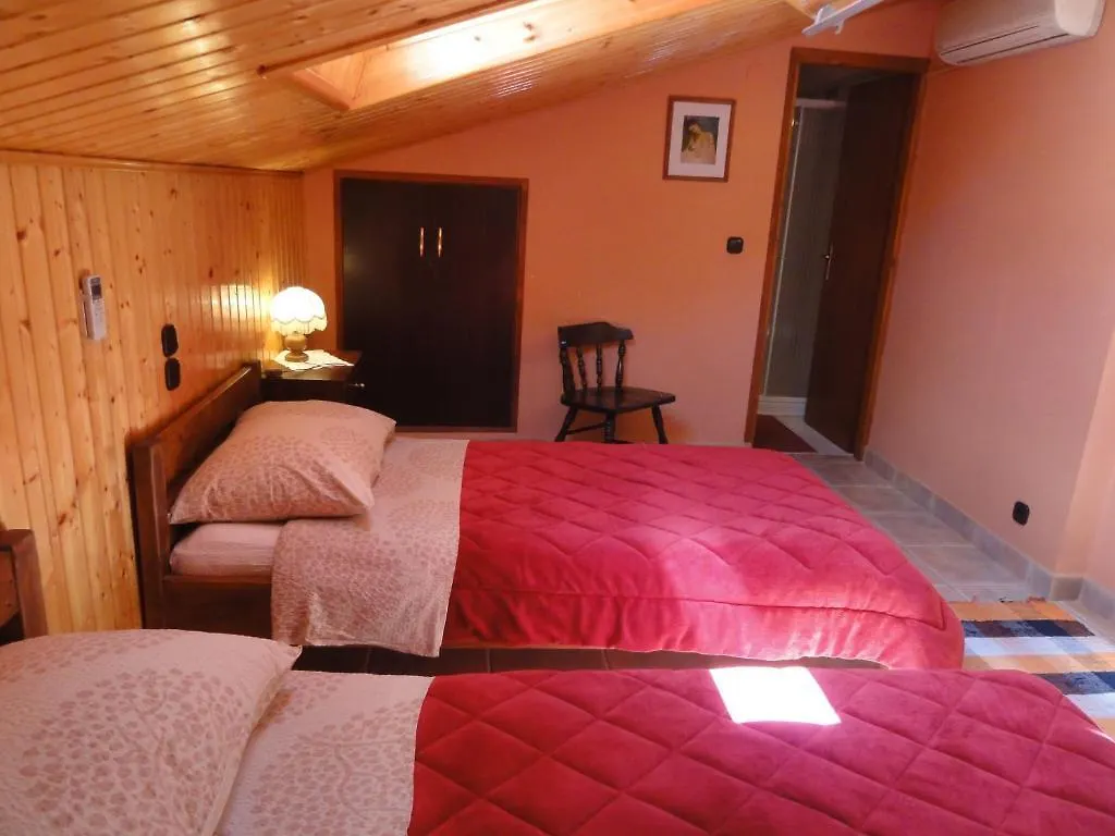 Rooms Marko Polo Zadar 3*,