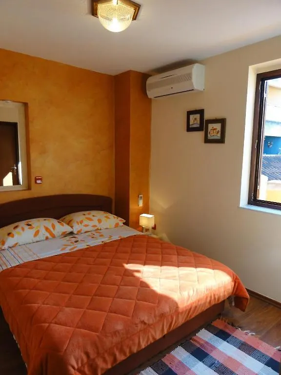 Rooms Marko Polo Zadar 3*,  Croatia